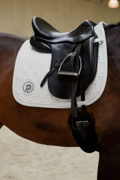 Eskadron Platinum Pure Highgloss Peacock Saddle Cloth White -Equestrian Related 3e28402c 9357 4be0 b090 237db5a28d1b