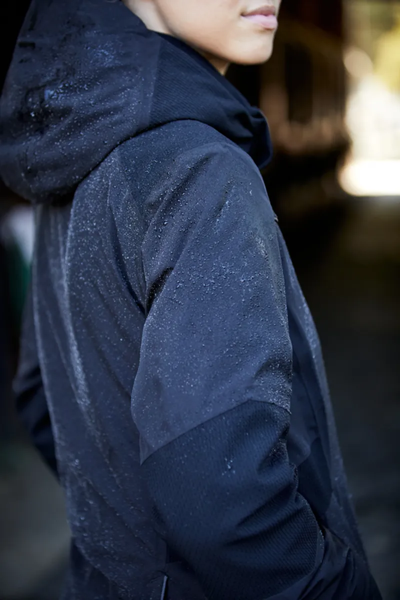 Ariat Women's Prowess Jacket Black 8 Ariat Women's Prowess Jacket Black - Image 6