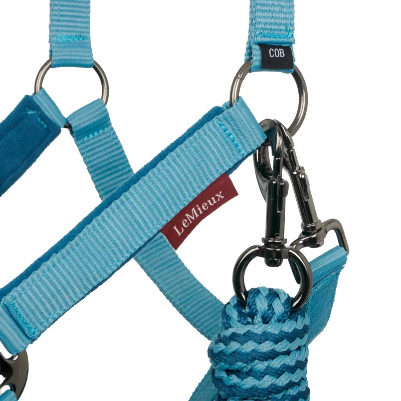 LeMieux Vogue Fleece Headcollar With Rope Marine 5 LeMieux Vogue Fleece Headcollar With Rope Marine - Image 3