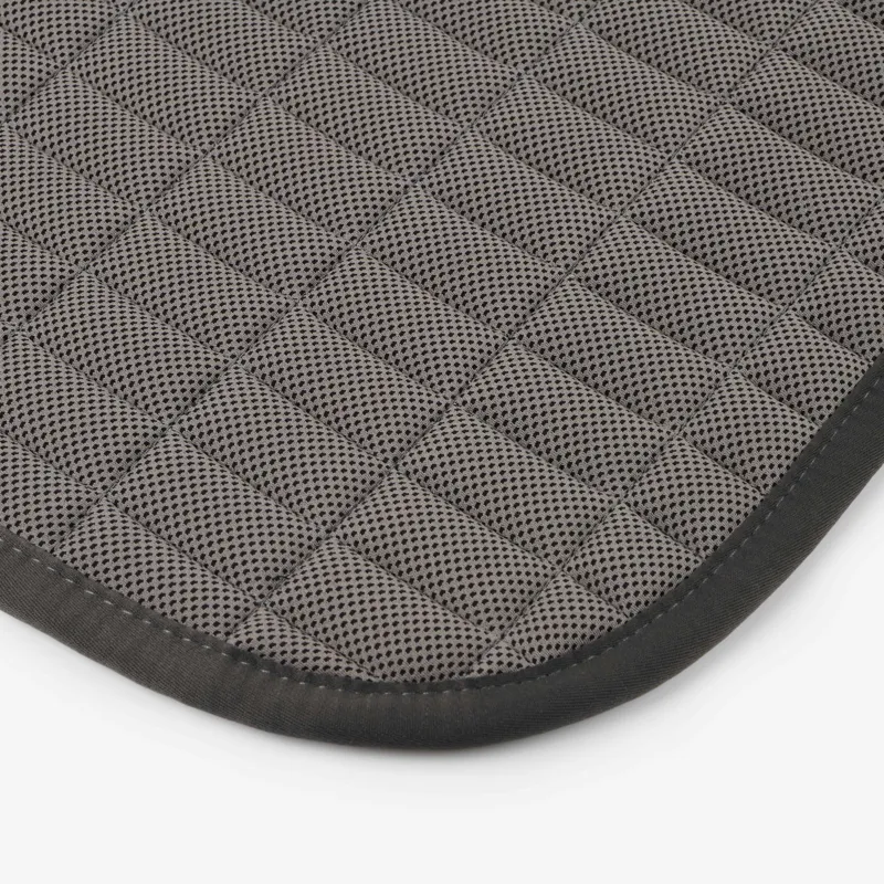 LeMieux Le Cool Grip Dressage Pad Grey Large 5 LeMieux Le Cool Grip Dressage Pad Grey Large - Image 3