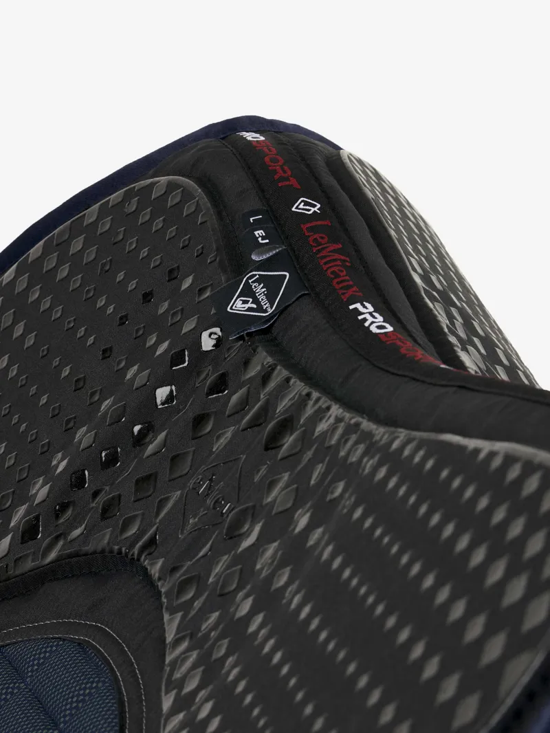 LeMieux Le Cool Grip EuroJump Pad Navy Large 5 LeMieux Le Cool Grip EuroJump Pad Navy Large - Image 3