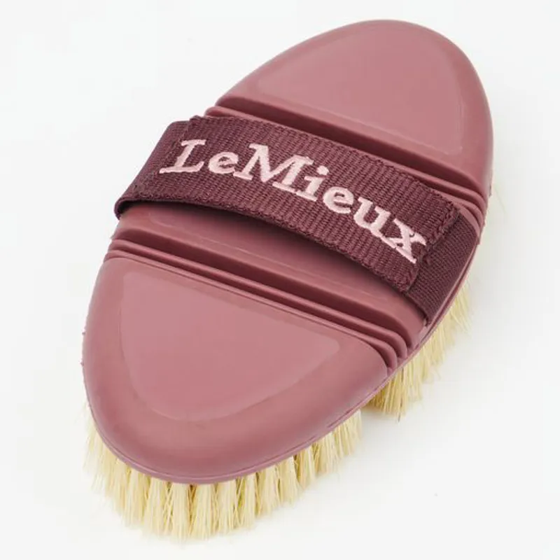 LeMieux Flexi Scrubbing Brush Orchid 5 LeMieux Flexi Scrubbing Brush Orchid - Image 3